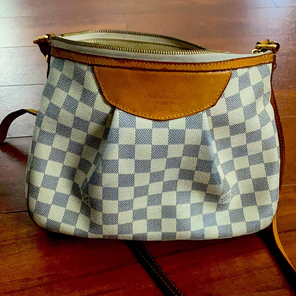 Authentic Louis Vuitton Siracusa (discontinued)